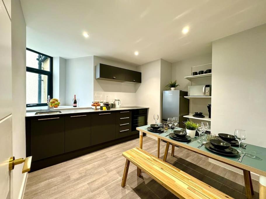 Bournemouth Getaway: 3Br Apartment Near Beach Exteriér fotografie