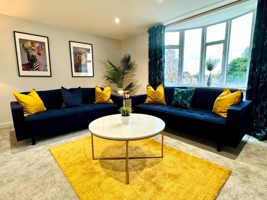 Bournemouth Getaway: 3Br Apartment Near Beach Exteriér fotografie